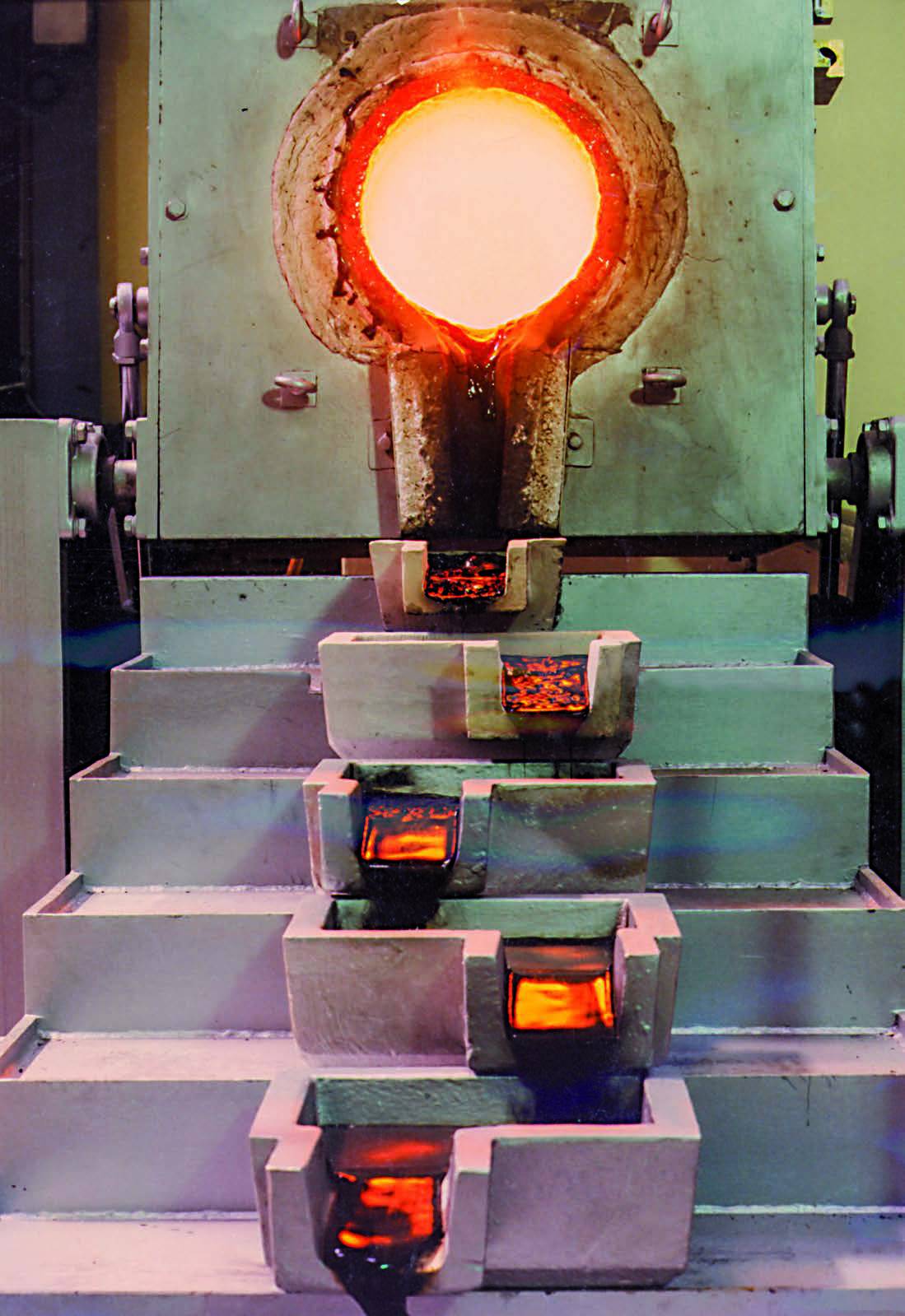 Four de fusion à induction ACES